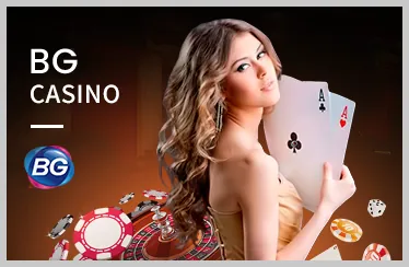 Người chia bài đang điều khiển ván Baccarat trực tiếp tại vipvin win